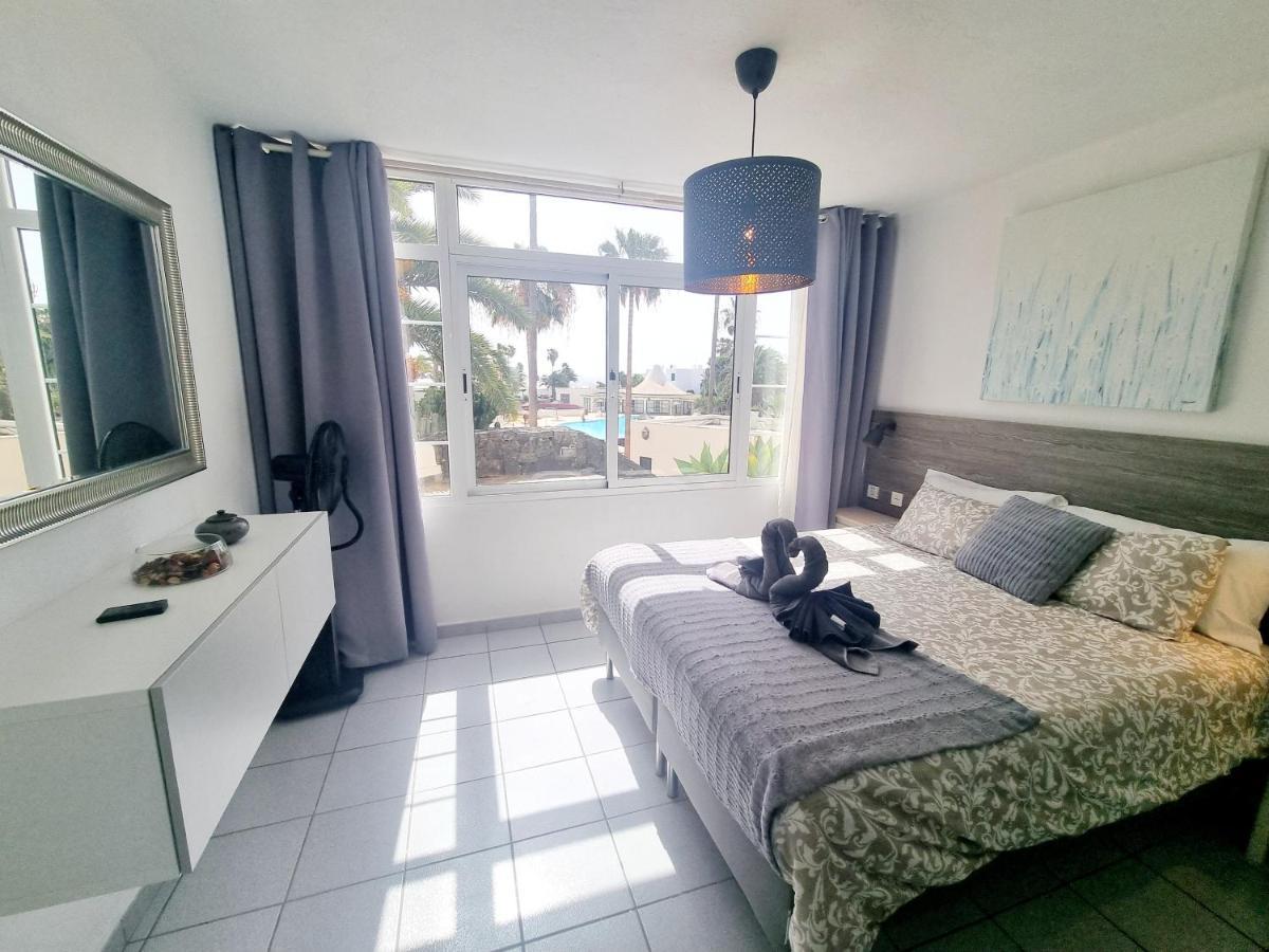 Luxury Apartamento Luz De Mar Complejo Playa Roca Costa Teguise Ngoại thất bức ảnh